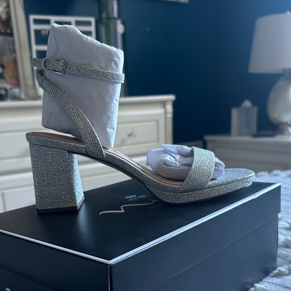 Nina Glittering Silver Block Heel Sandals